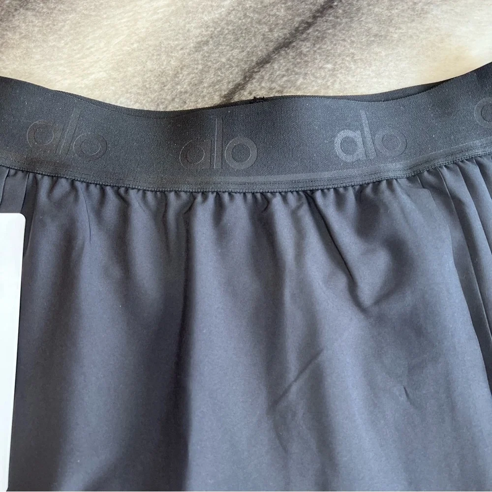 ALO Yoga sporty pleated
